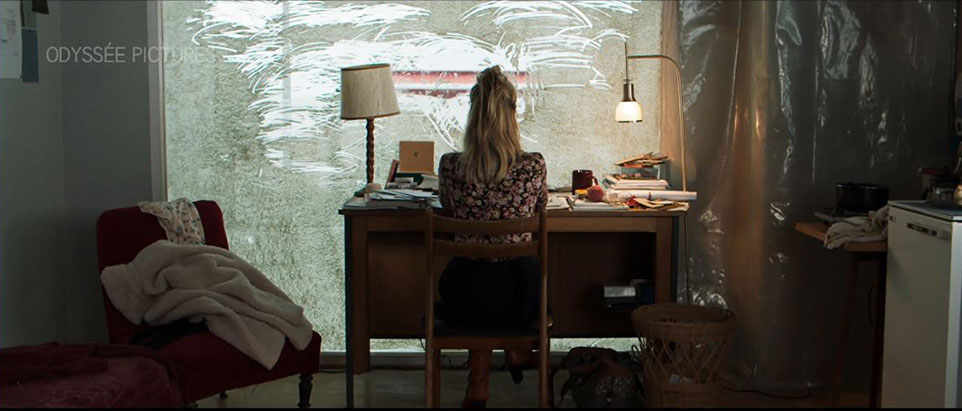 intérieur maison d'audrey lamy - la brigade film louis julien petit 