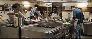 stills cuisine pour réinsertion des jeunes migrants sans-papiers - la brigade film louis julien petit 